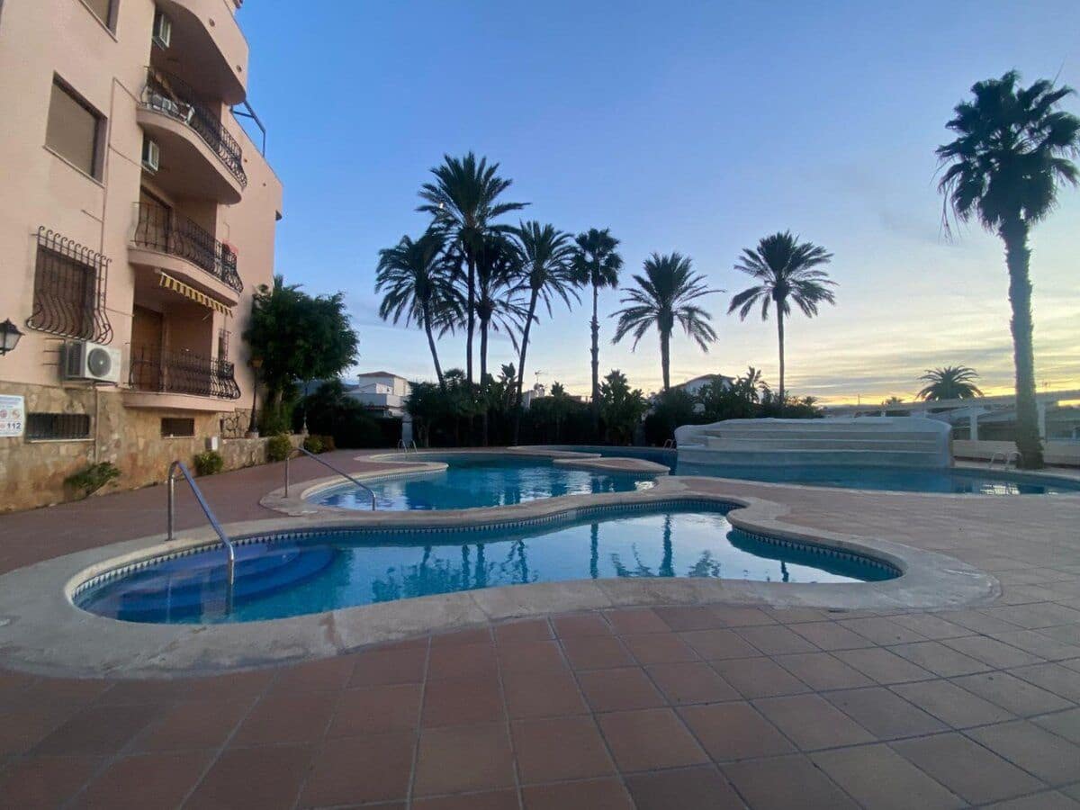 2 makuuhuone Kattohuoneisto myytävänä paikassa Denia mukana uima-altaan - 477 000 € (Ref: 9357882)