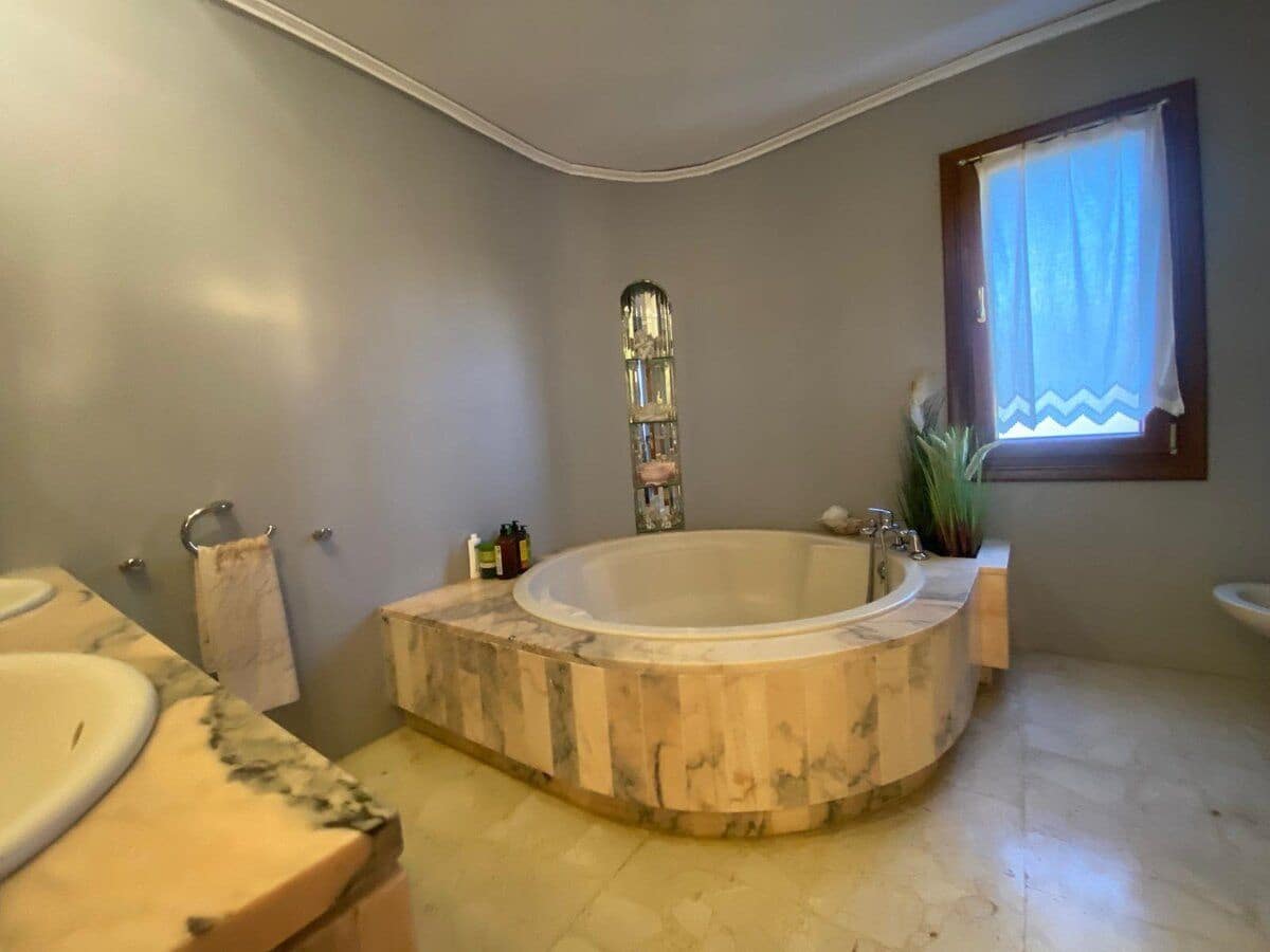 2 makuuhuone Kattohuoneisto myytävänä paikassa Denia mukana uima-altaan - 477 000 € (Ref: 9357883)