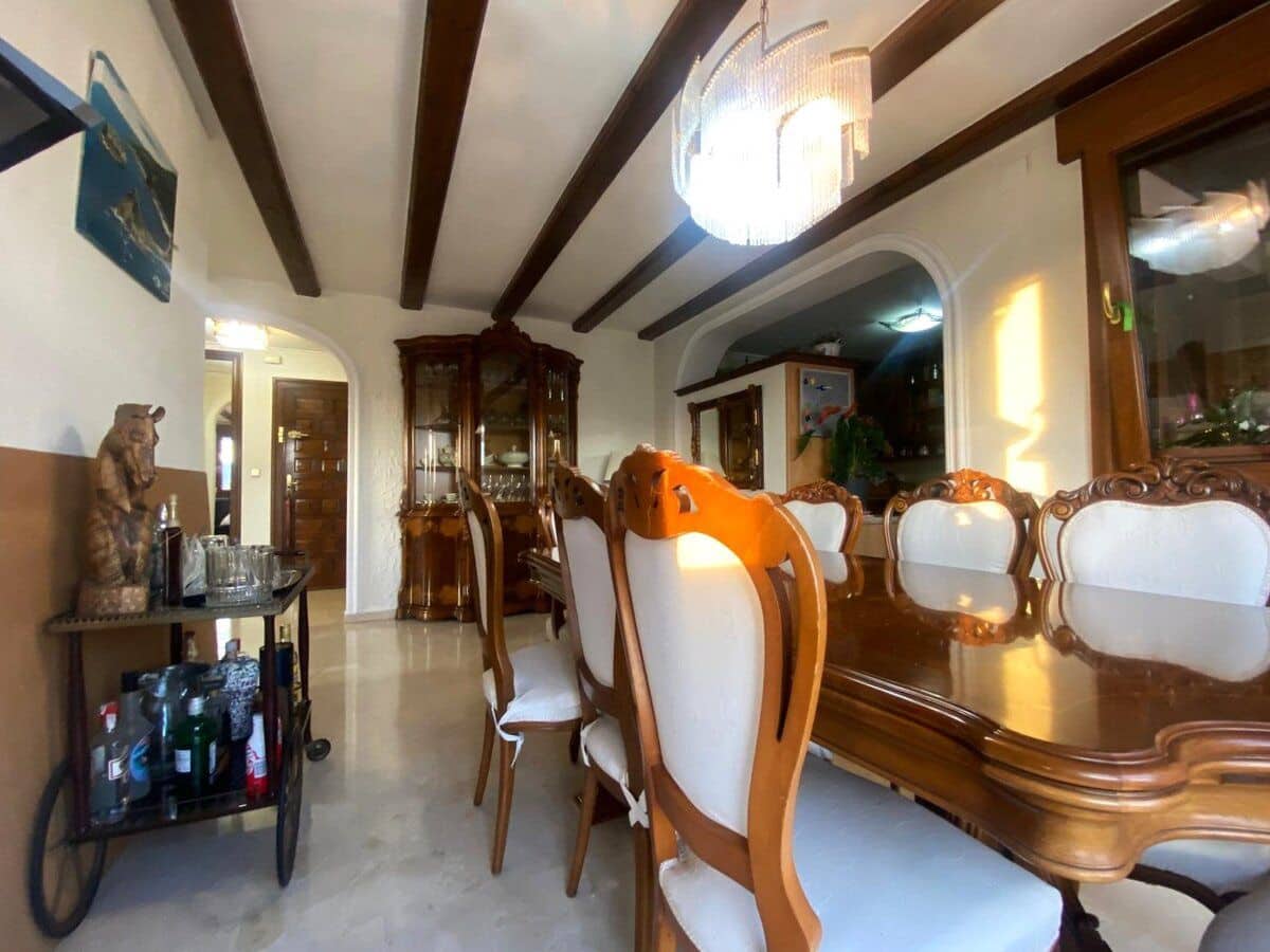 2 makuuhuone Kattohuoneisto myytävänä paikassa Denia mukana uima-altaan - 477 000 € (Ref: 9357883)