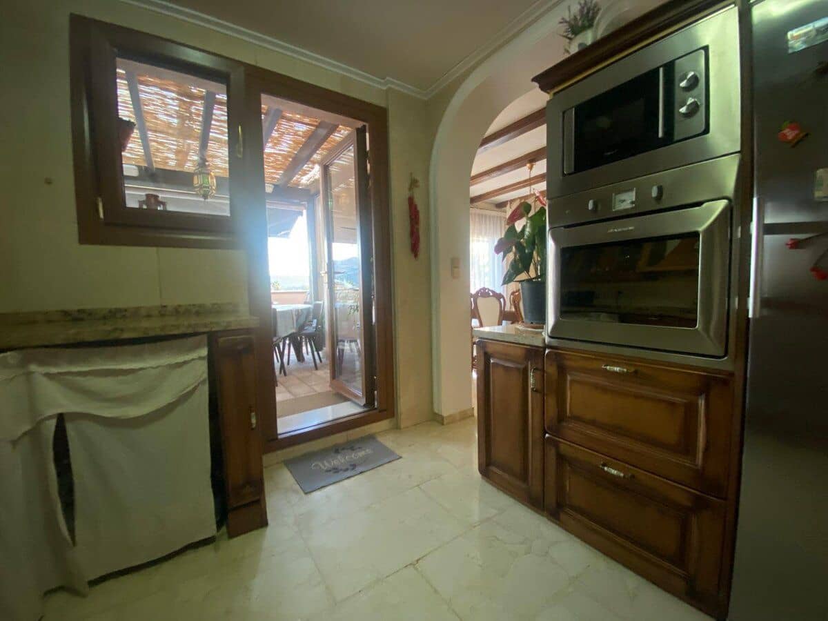 2 makuuhuone Kattohuoneisto myytävänä paikassa Denia mukana uima-altaan - 477 000 € (Ref: 9357883)