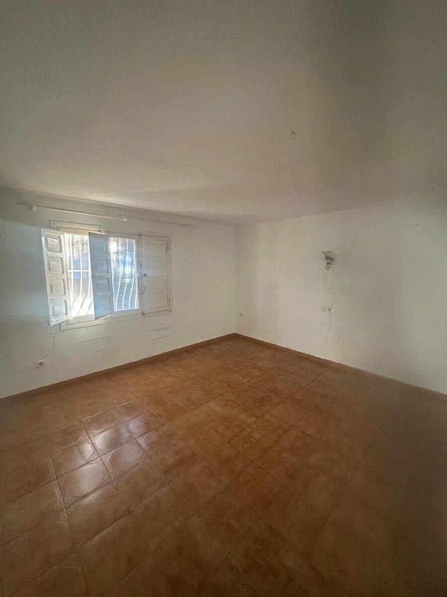 Chalet de 9 habitaciones en Dénia en venta - 817.000 € (Ref: 9414951)