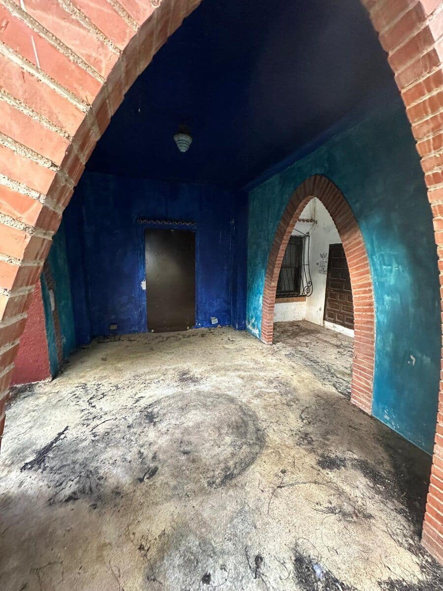 Chalet de 9 habitaciones en Dénia en venta - 817.000 € (Ref: 9414951)