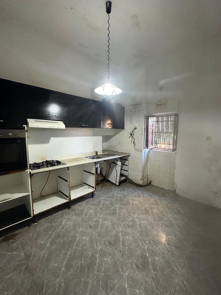 Chalet de 9 habitaciones en Dénia en venta - 817.000 € (Ref: 9414951)