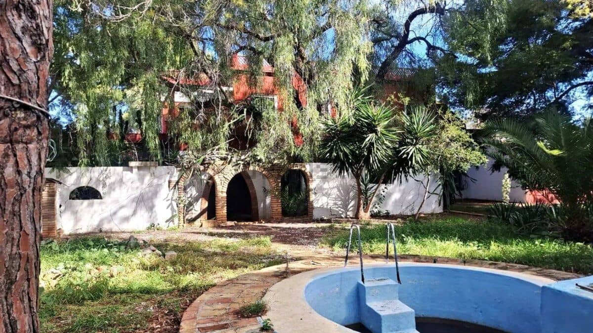 Chalet de 9 habitaciones en Dénia en venta - 817.000 € (Ref: 9414951)