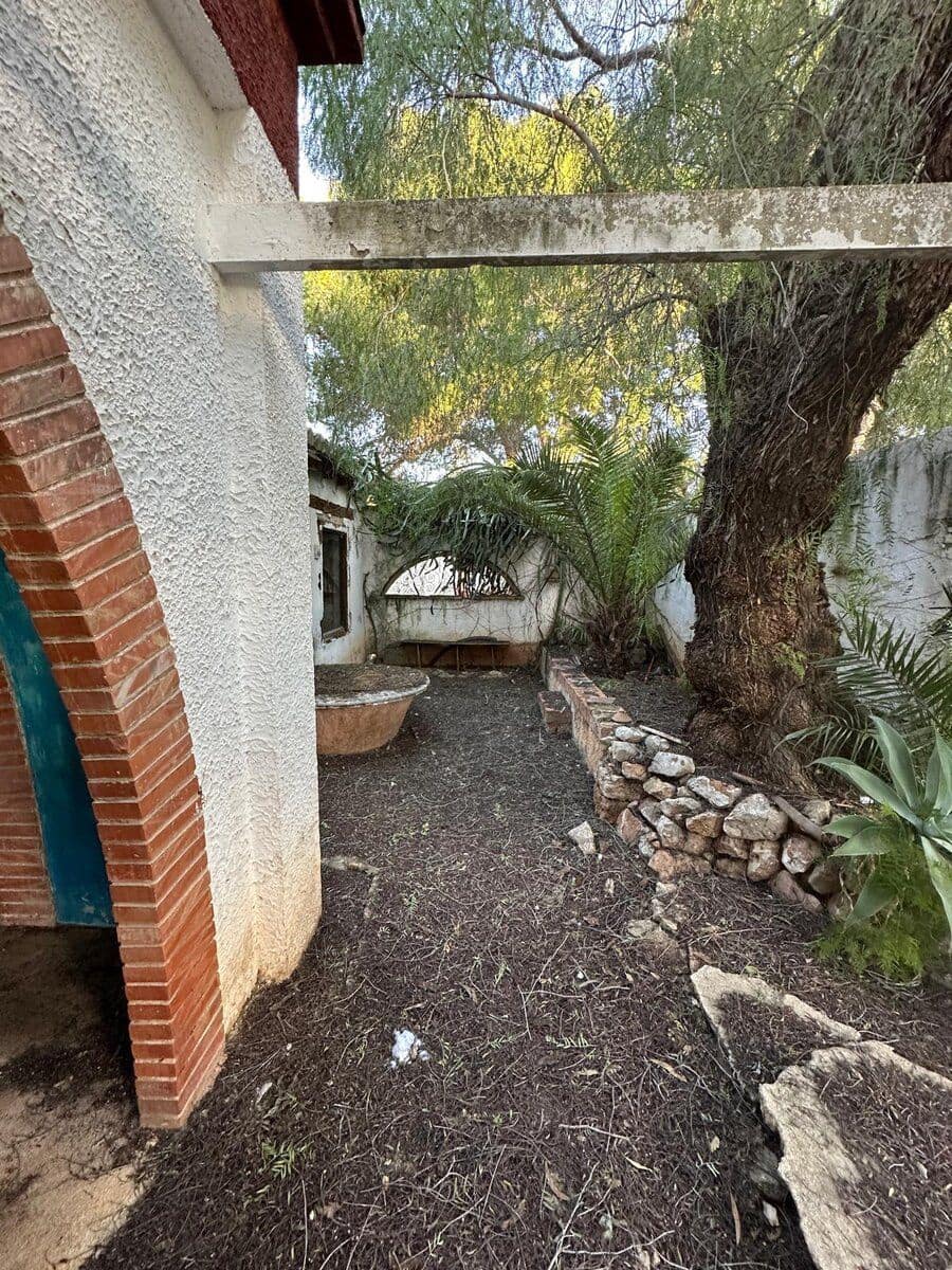 Chalet de 9 habitaciones en Dénia en venta - 817.000 € (Ref: 9414951)