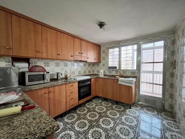 4 soveværelse Lejlighed til salg i Centro Urbano, Dénia - € 210.000 (Ref: 9534805)