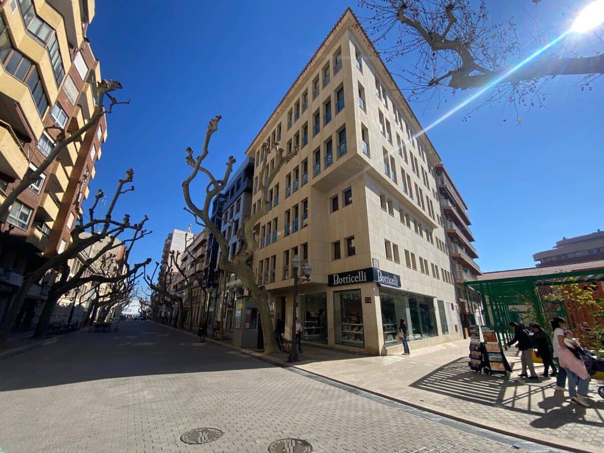 Escritório para arrendar em Denia - 800 € (Ref: 9650451)