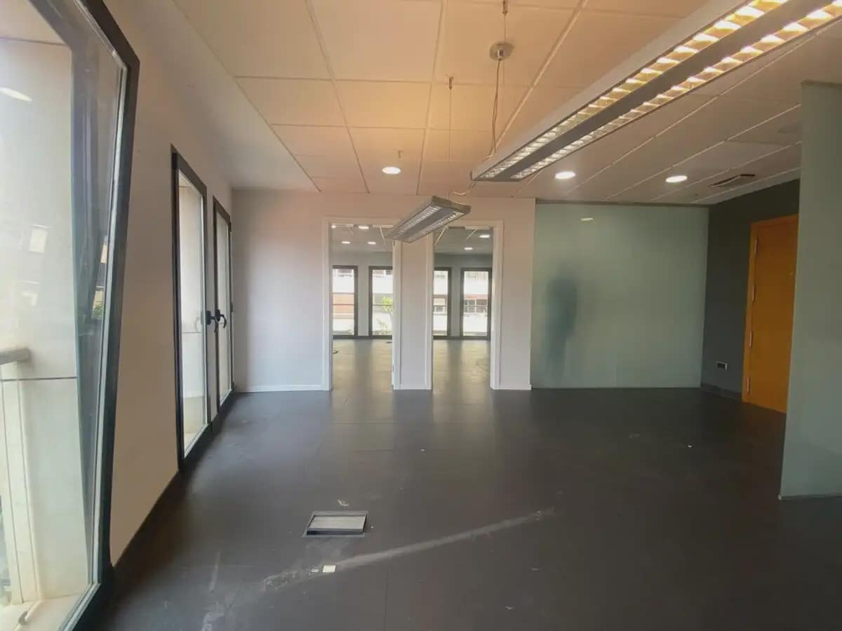 Büro zu vermieten in Denia - 800 € (Ref: 9650451)