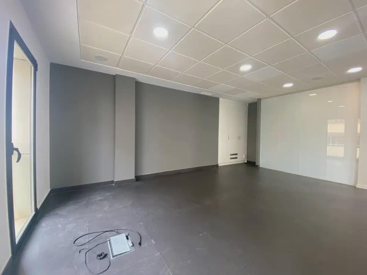Office for rent in Denia - € 800 (Ref: 9650451)