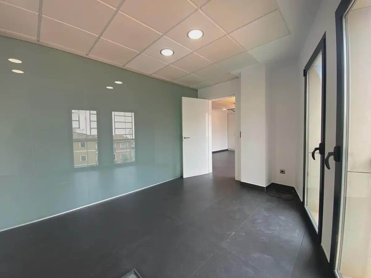 Office for rent in Denia - € 800 (Ref: 9650451)