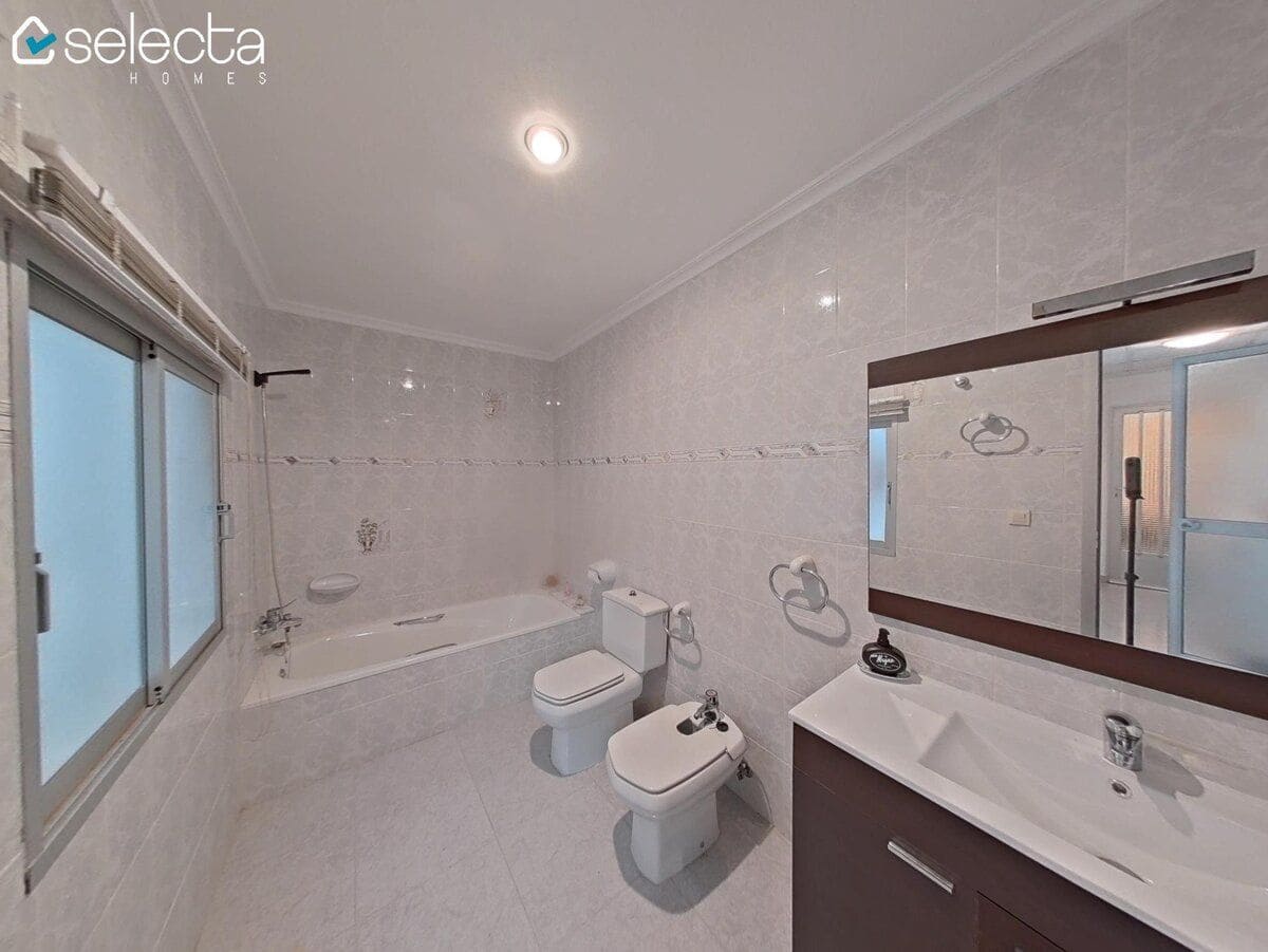 5 soveværelse Byhus til salg i Denia - € 299.000 (Ref: 9650829)