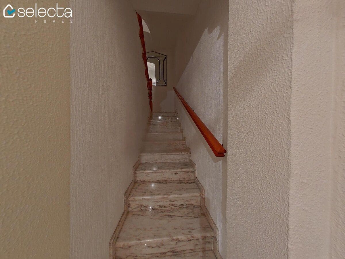 5 soveværelse Byhus til salg i Denia - € 299.000 (Ref: 9650829)