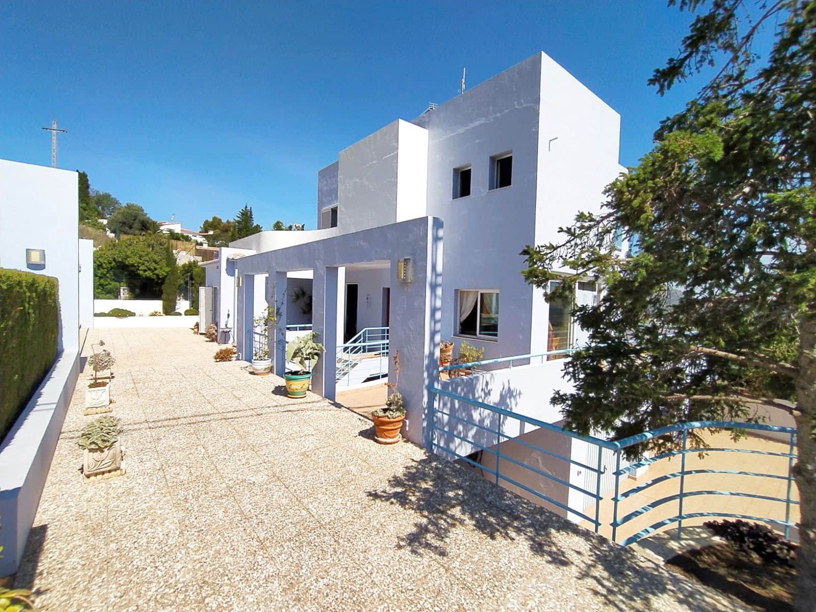 Chalet de 4 habitaciones en Pedreguer en venta con piscina garaje - 680.000 € (Ref: 9664340)