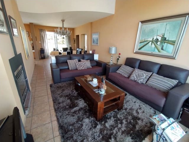 4 chambre Villa/Maison à vendre à Pedreguer avec piscine garage - 680 000 € (Ref: 9664340)