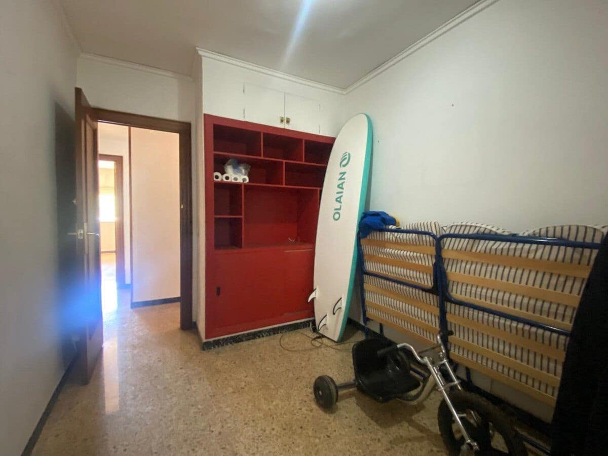 Piso de 3 habitaciones en Dénia en venta - 190.000 € (Ref: 9679217)