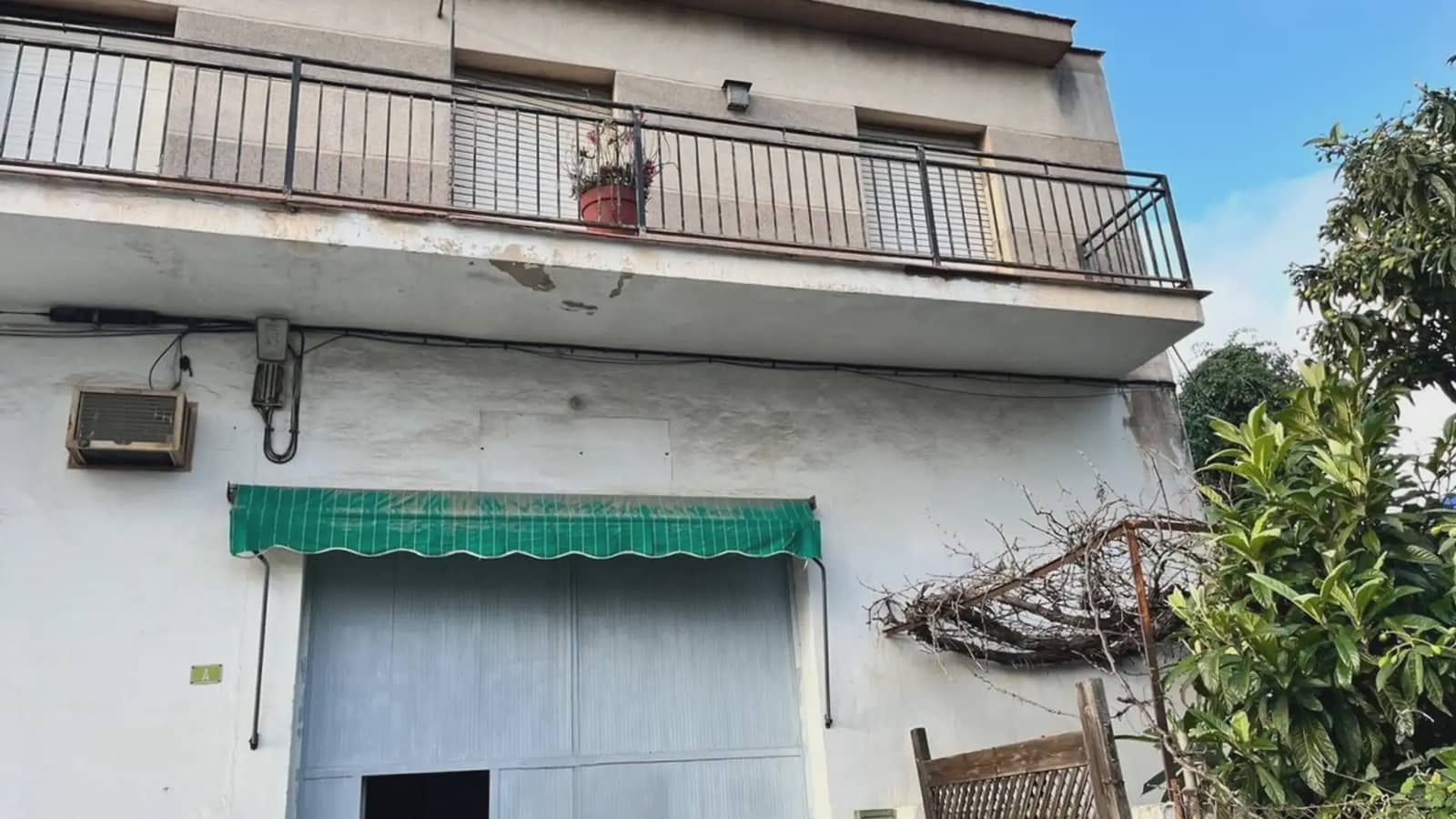 Kommersiell til salgs i Denia - € 550 000 (Ref: 9735963)