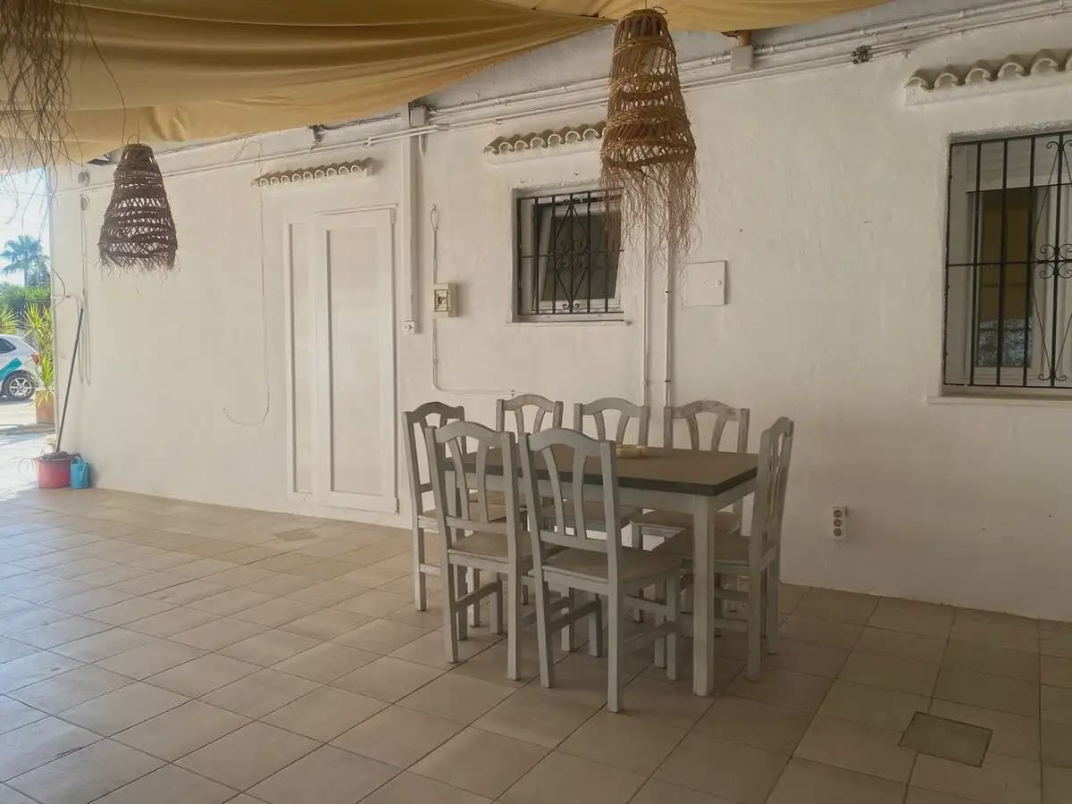 5 bedroom Villa for sale in Denia - € 590,000 (Ref: 9737292)