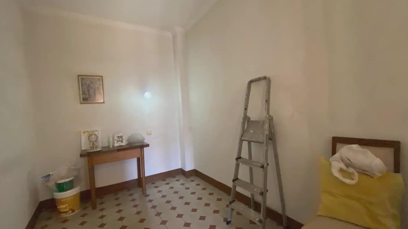 8 bedroom Townhouse for sale in Gata de Gorgos - € 339,000 (Ref: 9737293)