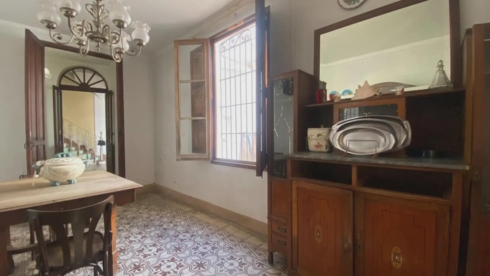 8 bedroom Townhouse for sale in Gata de Gorgos - € 339,000 (Ref: 9737293)