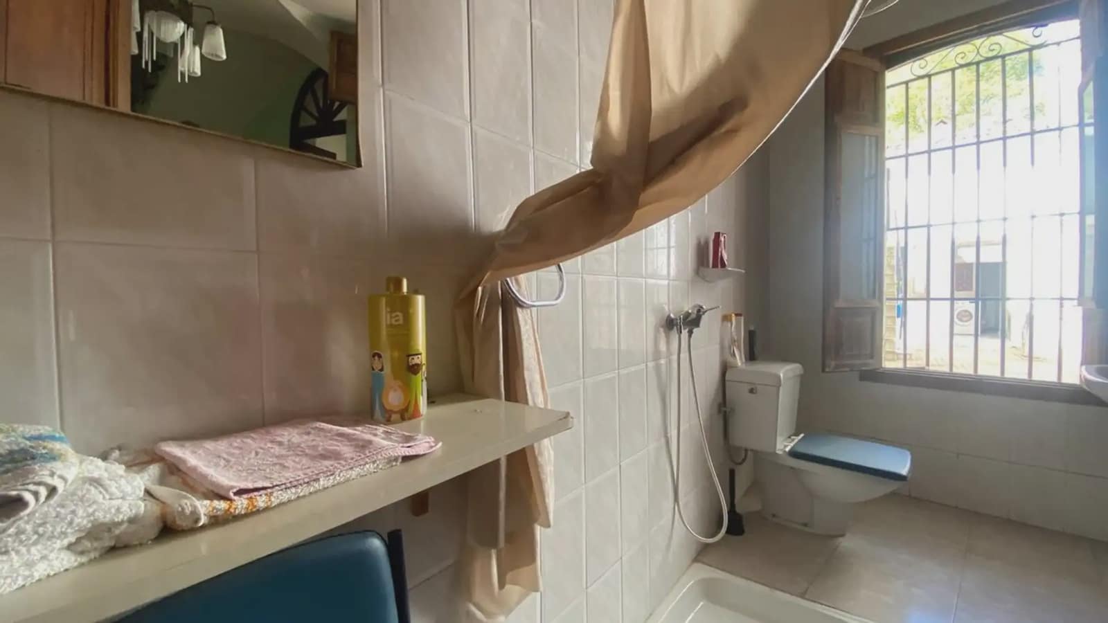 8 bedroom Townhouse for sale in Gata de Gorgos - € 339,000 (Ref: 9737293)