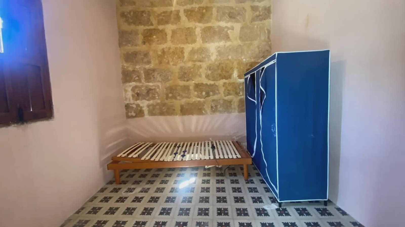 8 bedroom Townhouse for sale in Gata de Gorgos - € 339,000 (Ref: 9737293)