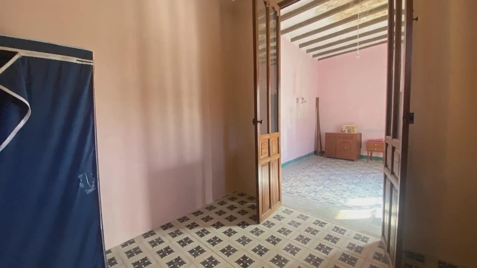 8 bedroom Townhouse for sale in Gata de Gorgos - € 339,000 (Ref: 9737293)