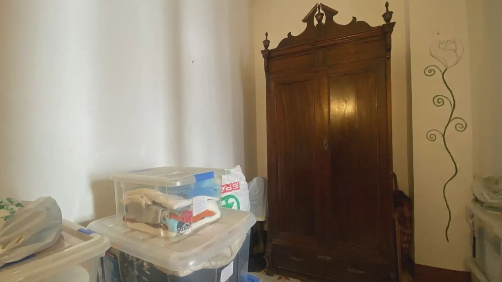 8 bedroom Townhouse for sale in Gata de Gorgos - € 339,000 (Ref: 9737293)