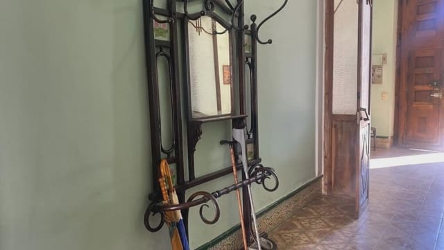 8 quarto Casa em Banda para venda em Gata de Gorgos - 339 000 € (Ref: 9737293)