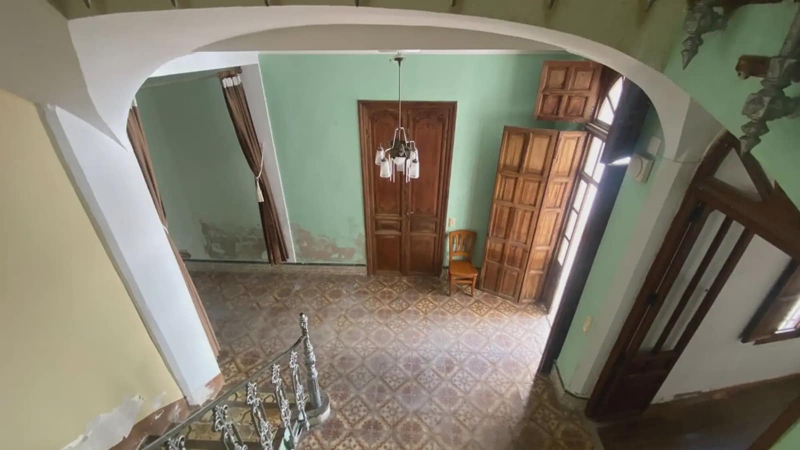8 bedroom Townhouse for sale in Gata de Gorgos - € 339,000 (Ref: 9737293)