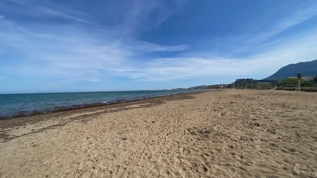 Asunto myytävänä paikassa Les Bassetes - El Marjal, Dénia - 135 000 € (Ref: 9739306)