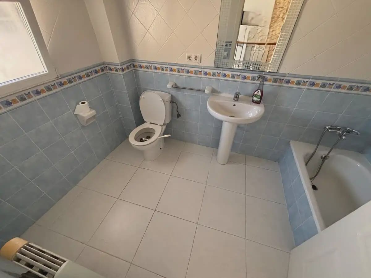 4 bedroom Townhouse for sale in Pedreguer - € 225,000 (Ref: 9860664)