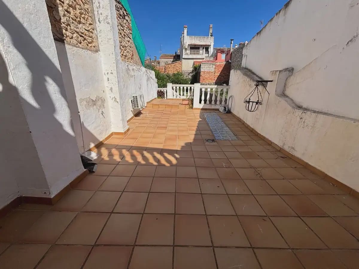 4 bedroom Townhouse for sale in Pedreguer - € 225,000 (Ref: 9860664)