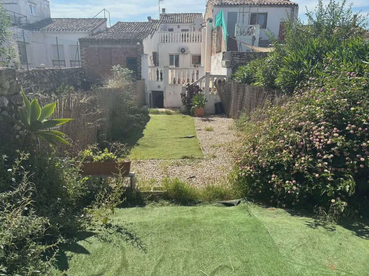 4 bedroom Townhouse for sale in Pedreguer - € 225,000 (Ref: 9860664)