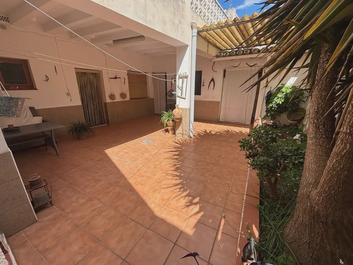 3 bedroom Townhouse for sale in Pedreguer - € 250,000 (Ref: 9860665)