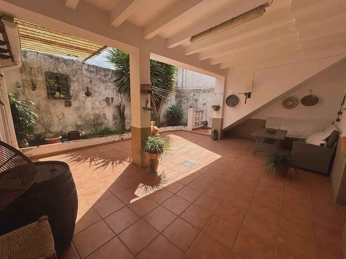 3 bedroom Townhouse for sale in Pedreguer - € 250,000 (Ref: 9860665)