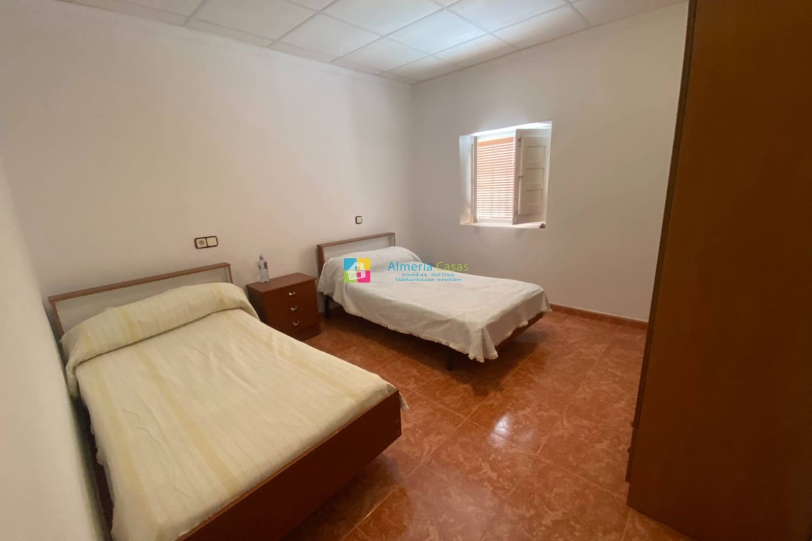 7 bedroom Finca/Country House for sale in Oria with garage - € 180,000 (Ref: 10009720)