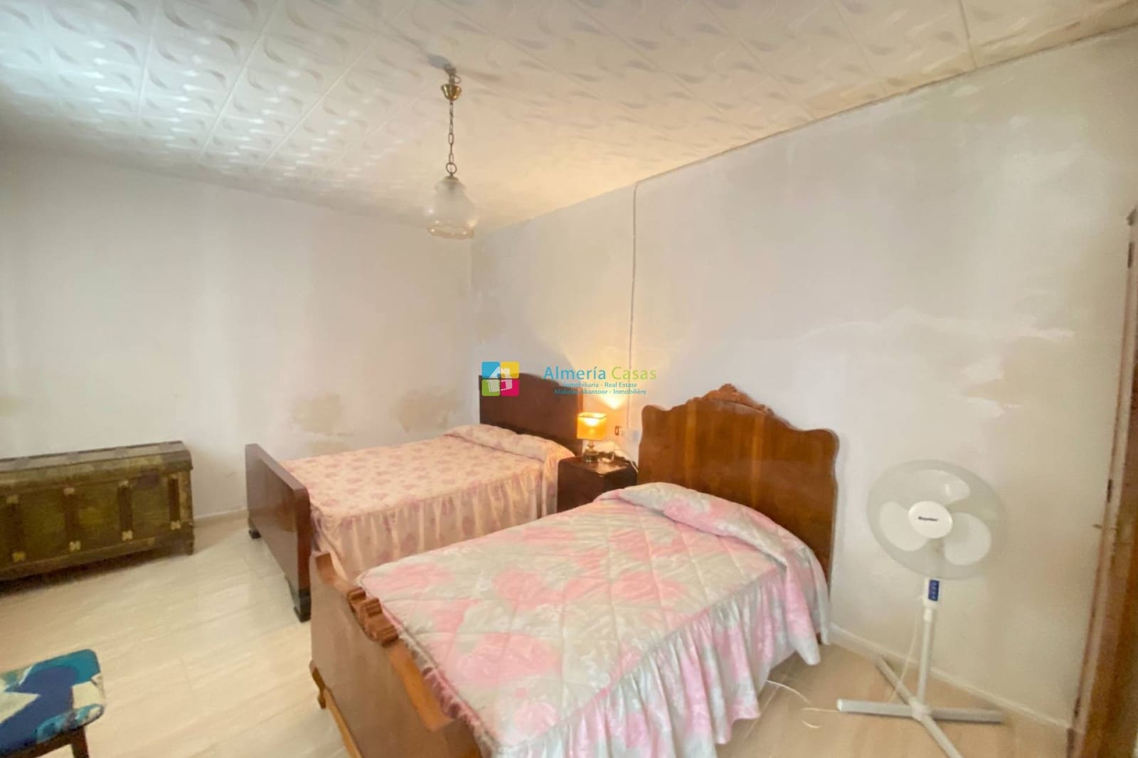 8 makuuhuone Omakotitalo myytävänä paikassa El Palaces - 127 000 € (Ref: 10009721)