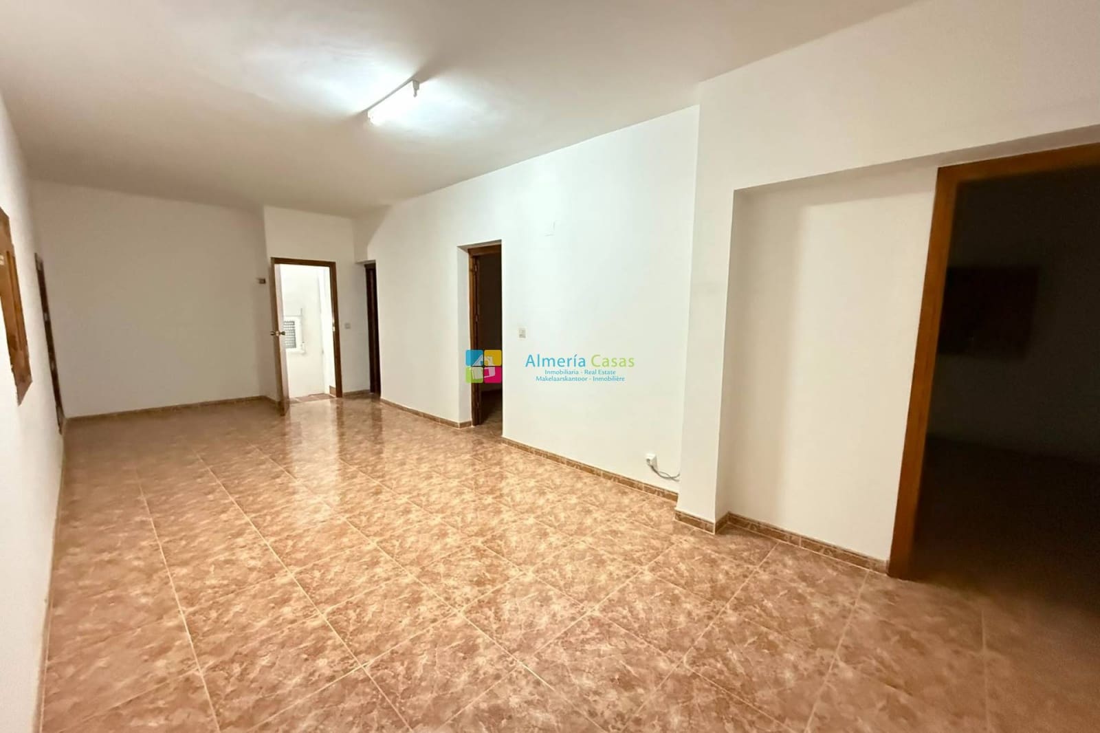 5 quarto Casa em Banda para venda em Oria com garagem - 125 000 € (Ref: 10012468)