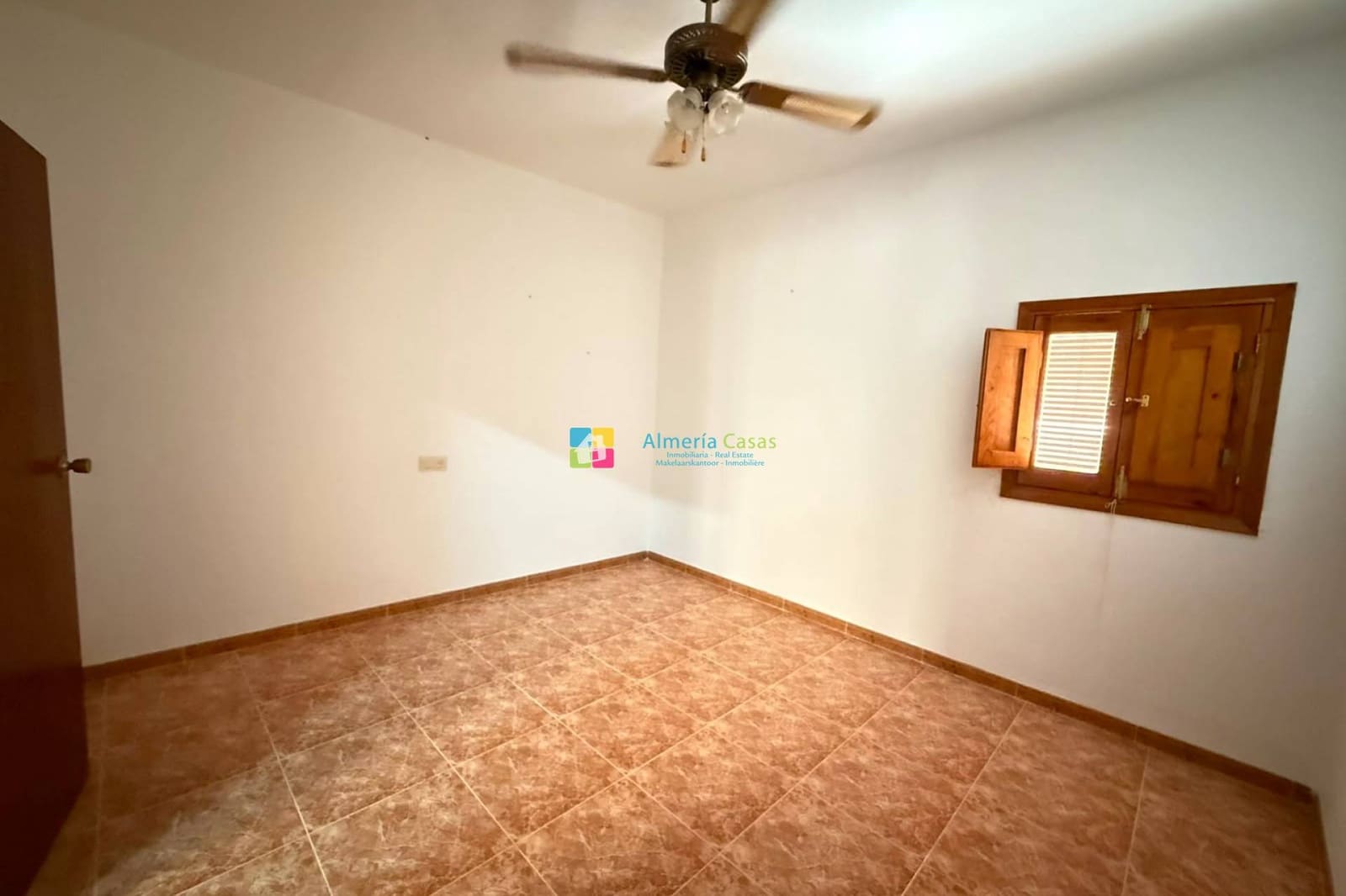 5 quarto Casa em Banda para venda em Oria com garagem - 125 000 € (Ref: 10012468)