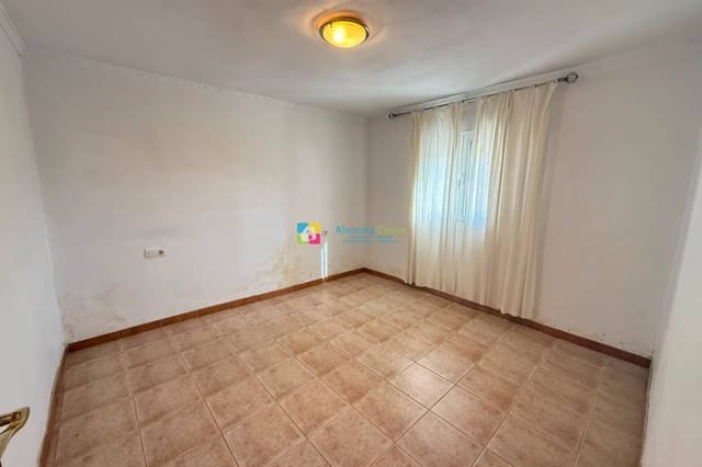 5 quarto Casa em Banda para venda em Oria com garagem - 125 000 € (Ref: 10012468)