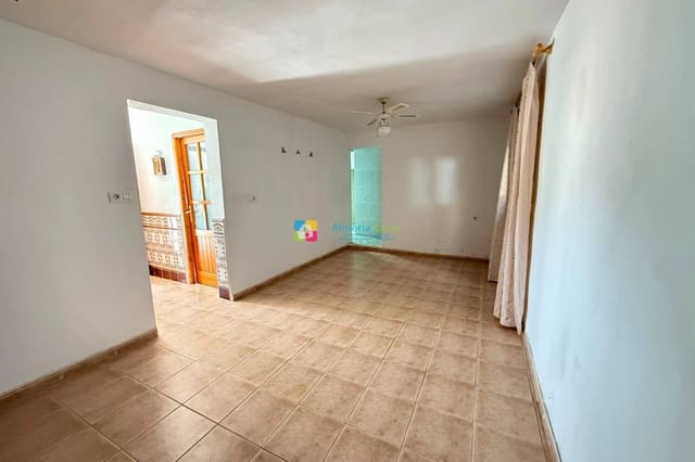 5 quarto Casa em Banda para venda em Oria com garagem - 125 000 € (Ref: 10012468)