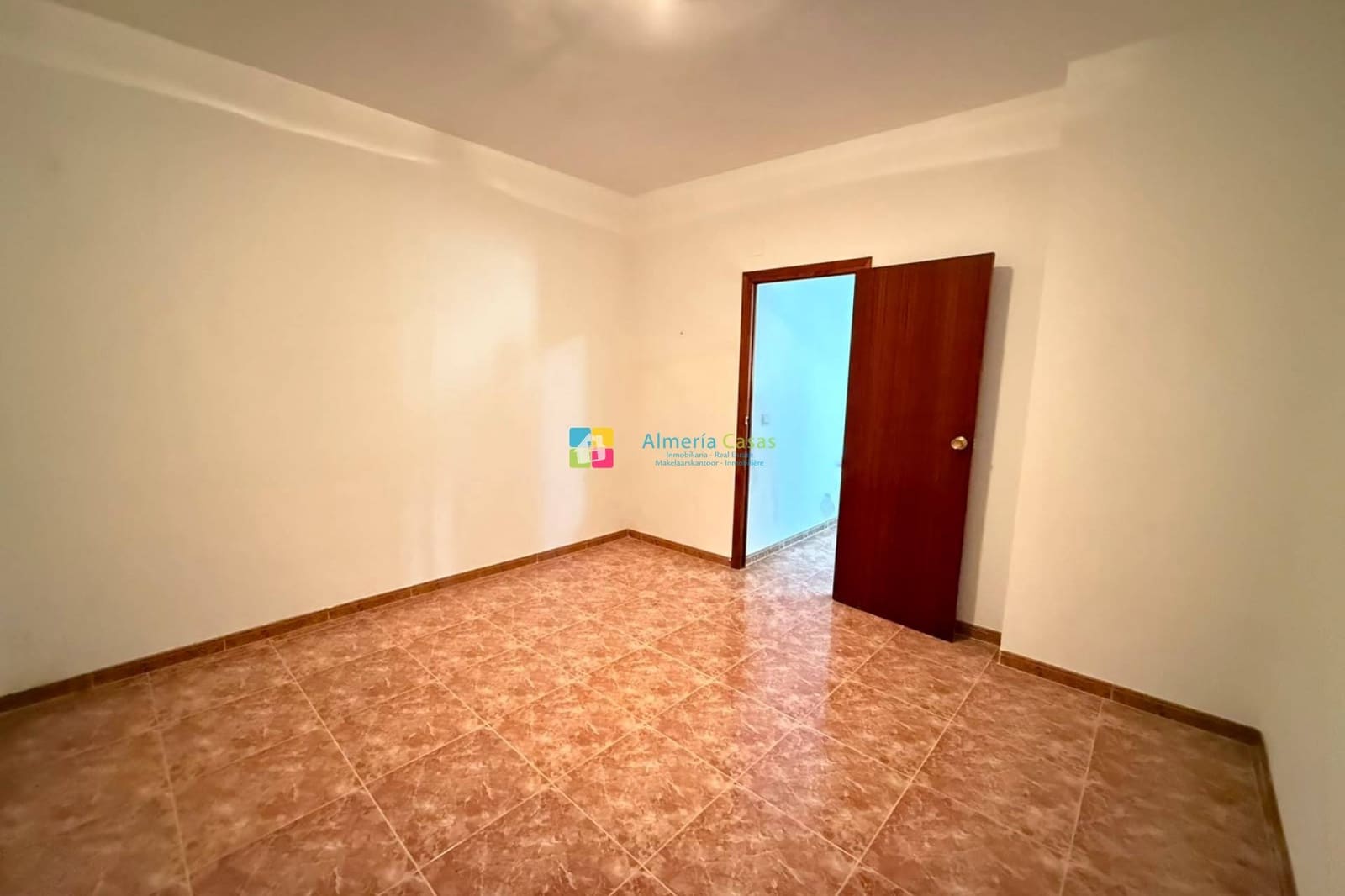 5 quarto Casa em Banda para venda em Oria com garagem - 125 000 € (Ref: 10012468)