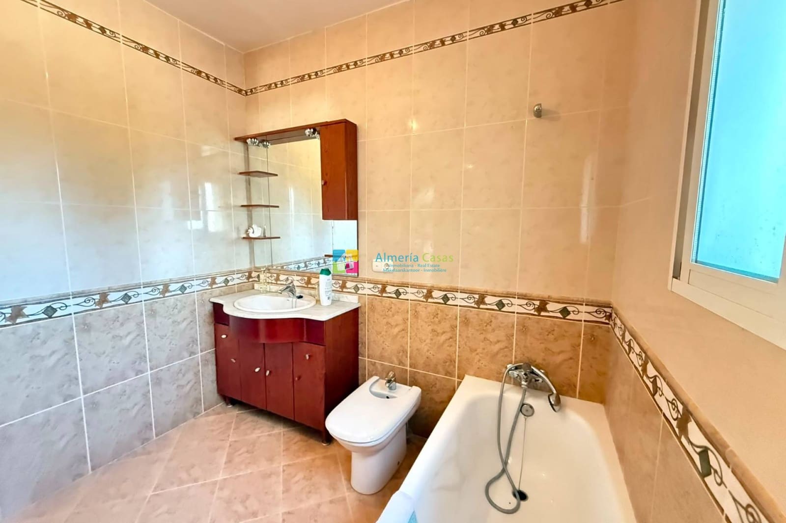 6 Zimmer Villa zu verkaufen in Cantoria - 329.000 € (Ref: 10014662)