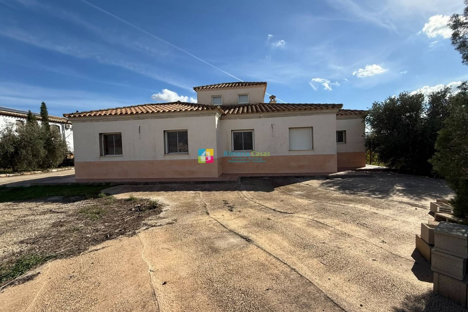 6 soveværelse Villa til salg i Cantoria med garage - € 329.000 (Ref: 10014662)