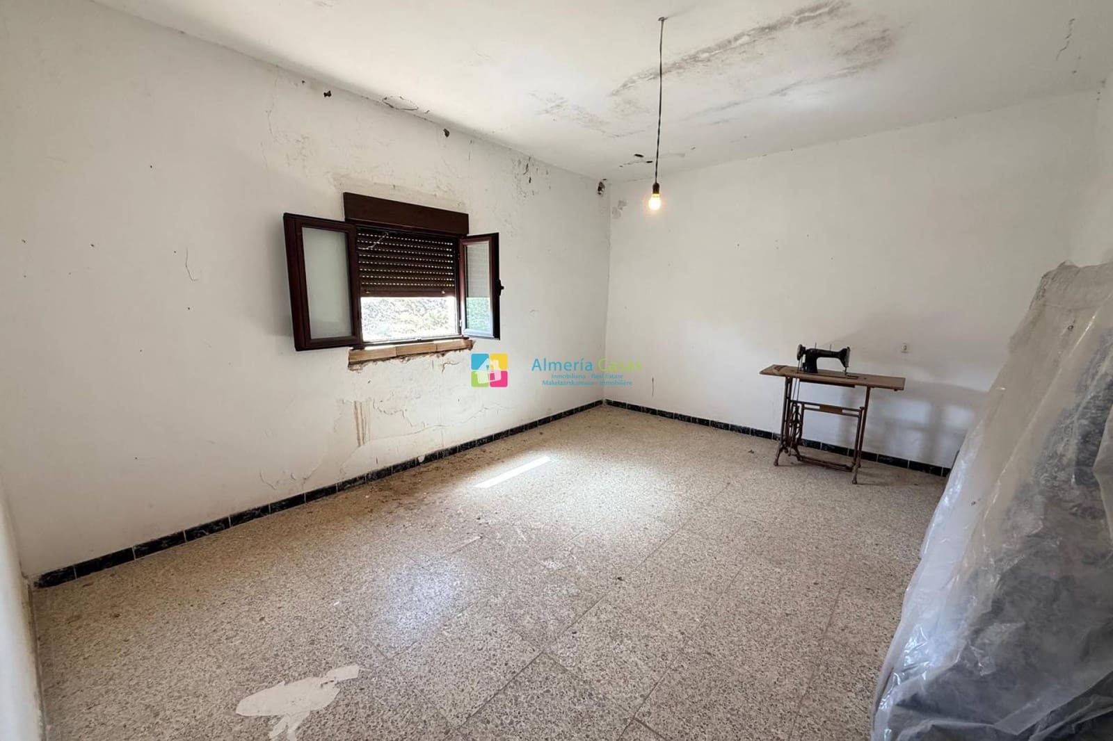 3 bedroom Finca/Country House for sale in Seron - € 109,000 (Ref: 10016509)