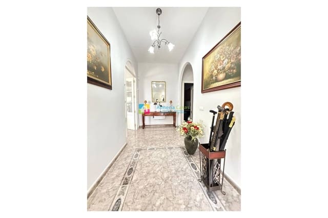 3 bedroom Villa for sale in Albox with pool garage - € 365,000 (Ref: 10034305)