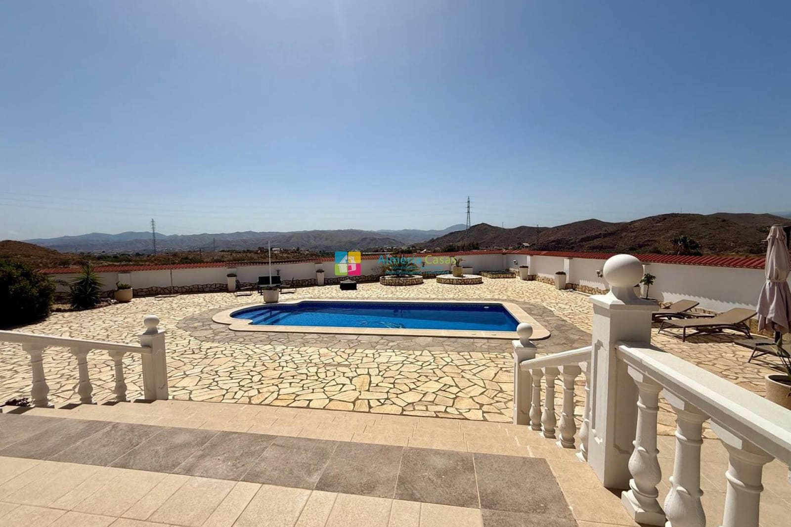 3 bedroom Villa for sale in Albox with pool garage - € 365,000 (Ref: 10034305)