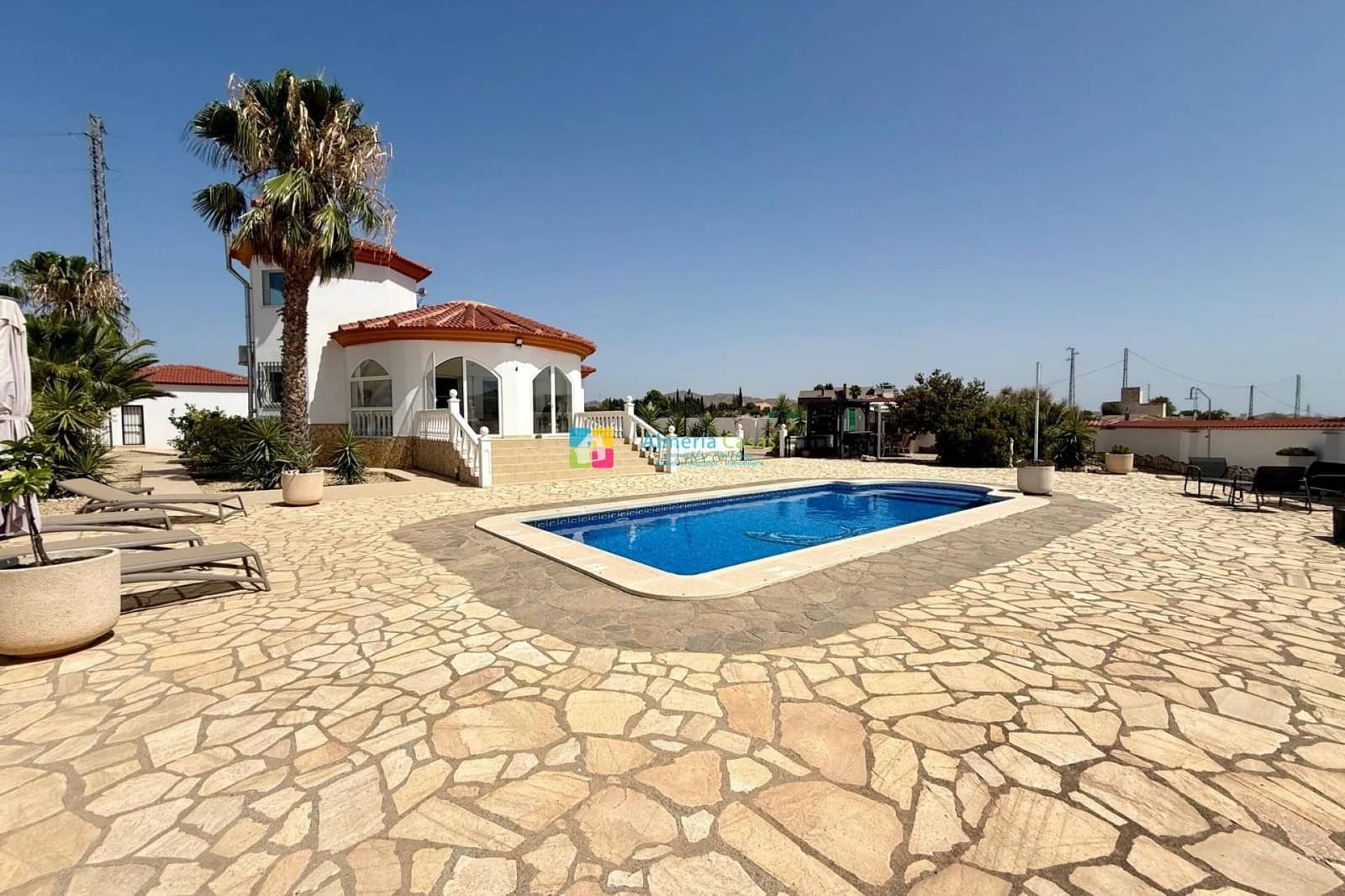 3 bedroom Villa for sale in Albox with pool garage - € 365,000 (Ref: 10034305)