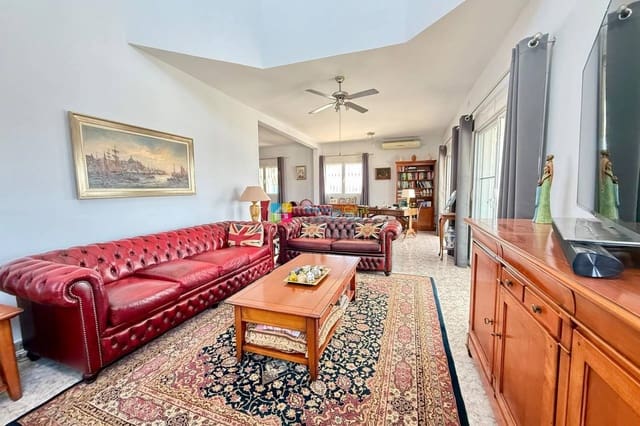 3 bedroom Villa for sale in Albox with pool garage - € 365,000 (Ref: 10034305)