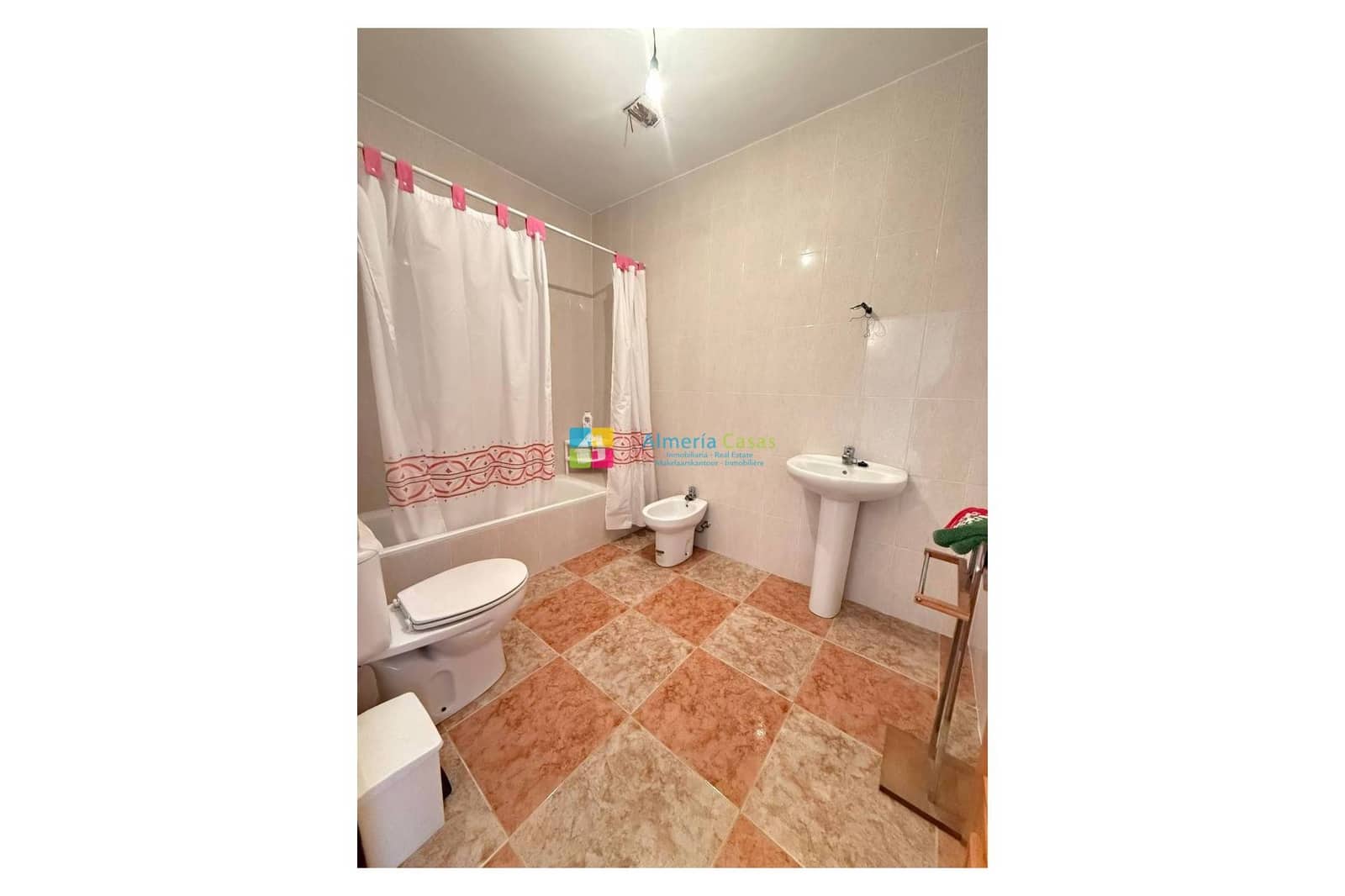 4 sypialnia Dom do wynajęcia w Cantoria - 650 € (Ref: 10041840)